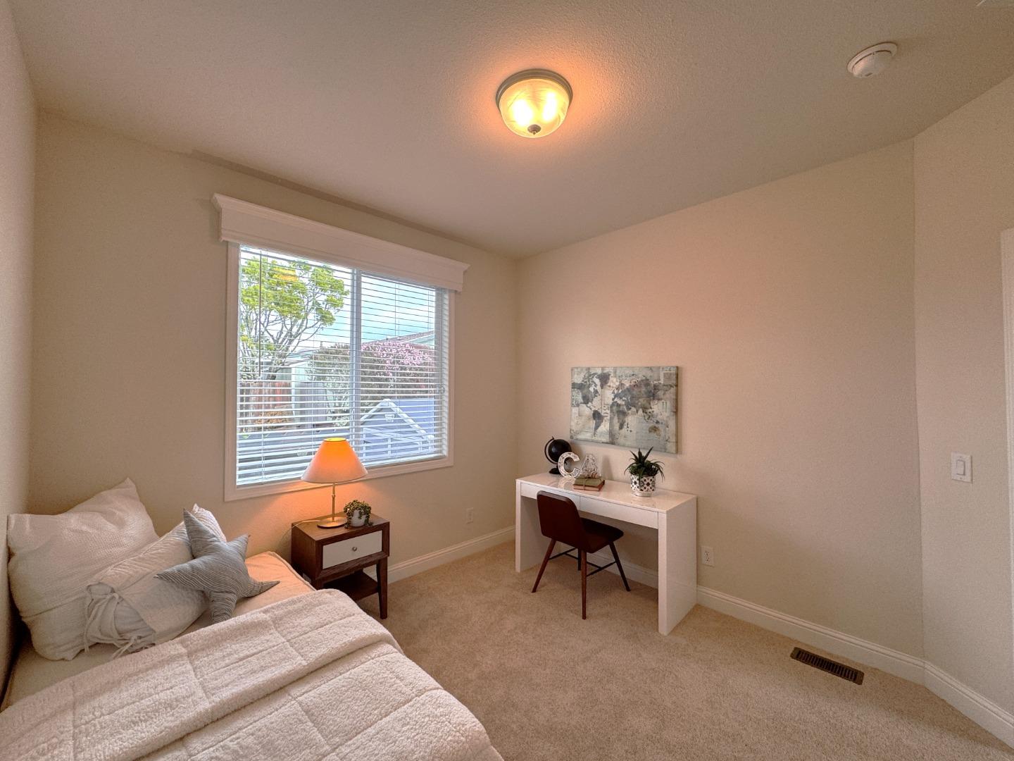 Detail Gallery Image 25 of 32 For 10 Coral Way #10,  Half Moon Bay,  CA 94019 - 3 Beds | 2 Baths