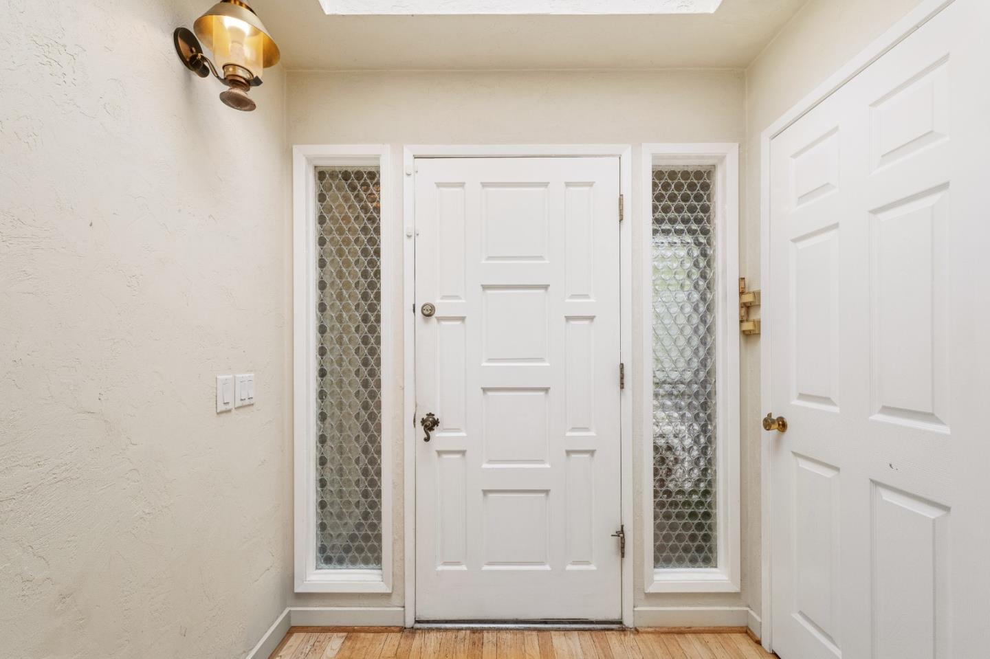 Detail Gallery Image 11 of 60 For 176 Sonoma Ln, Carmel,  CA 93923 - 3 Beds | 3 Baths