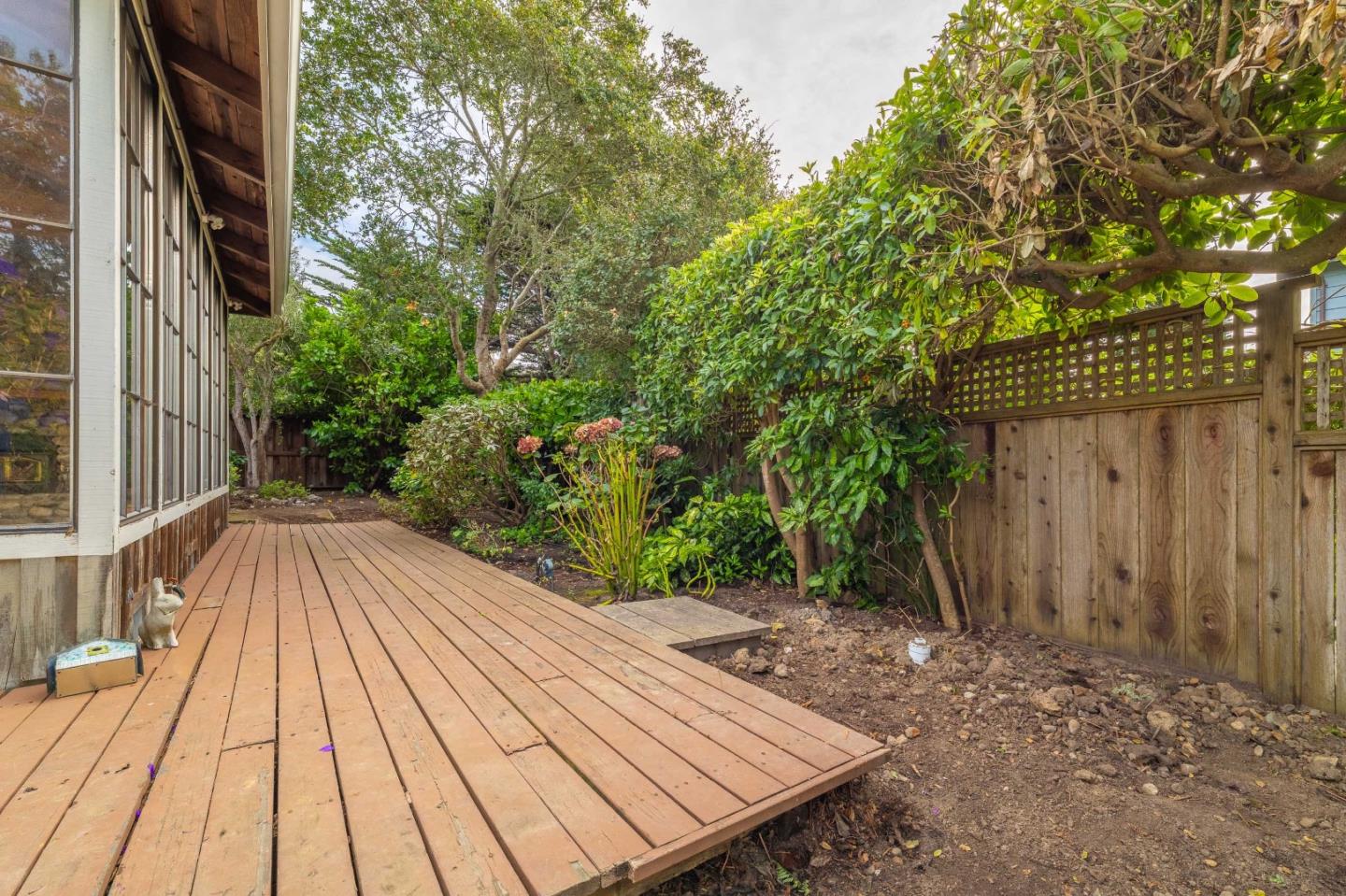 Detail Gallery Image 28 of 60 For 176 Sonoma Ln, Carmel,  CA 93923 - 3 Beds | 3 Baths