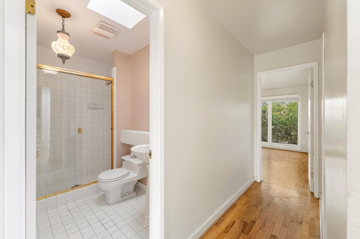 Detail Gallery Image 34 of 60 For 176 Sonoma Ln, Carmel,  CA 93923 - 3 Beds | 3 Baths