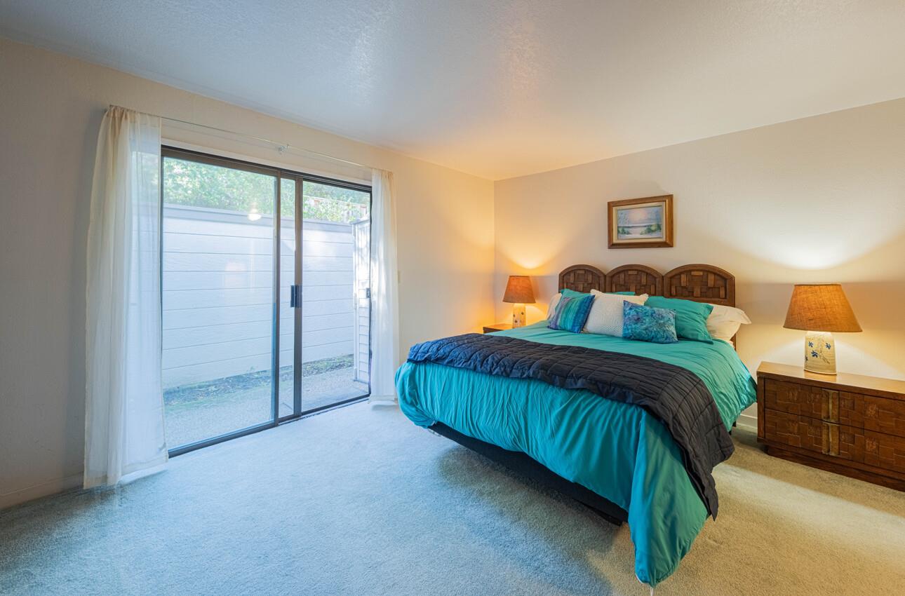 Detail Gallery Image 16 of 30 For 585 Hawthorne St #103,  Monterey,  CA 93940 - 2 Beds | 2 Baths