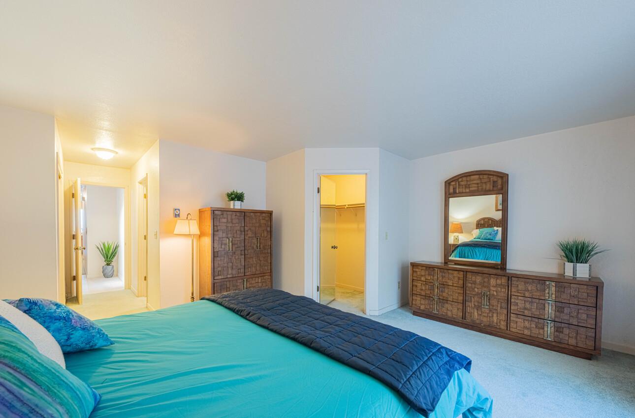 Detail Gallery Image 18 of 30 For 585 Hawthorne St #103,  Monterey,  CA 93940 - 2 Beds | 2 Baths