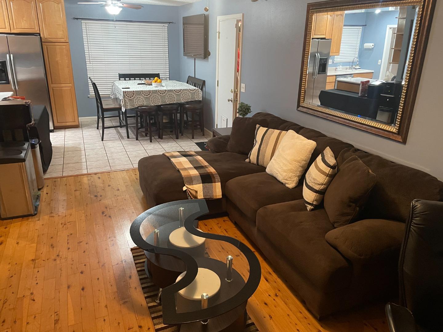 Detail Gallery Image 7 of 18 For 2724 Toland Dr, Fairfield,  CA 94534 - 3 Beds | 2 Baths