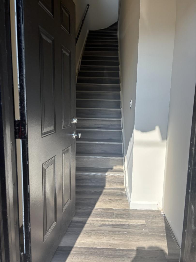 Detail Gallery Image 4 of 21 For 706 N San Mateo Dr, San Mateo,  CA 94401 - – Beds | – Baths