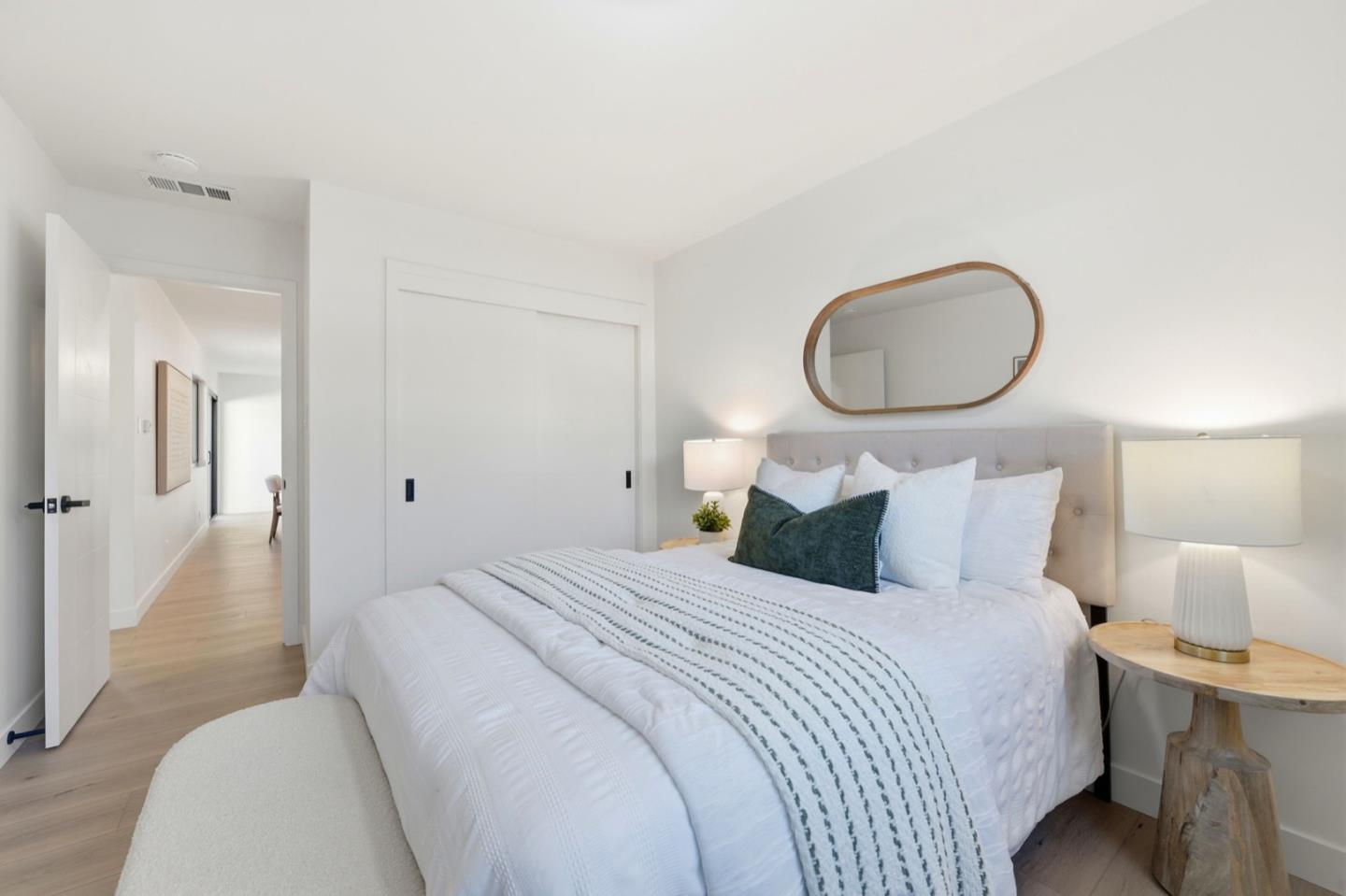 Detail Gallery Image 24 of 36 For 315 W Meadow Dr, Palo Alto,  CA 94306 - 4 Beds | 2 Baths