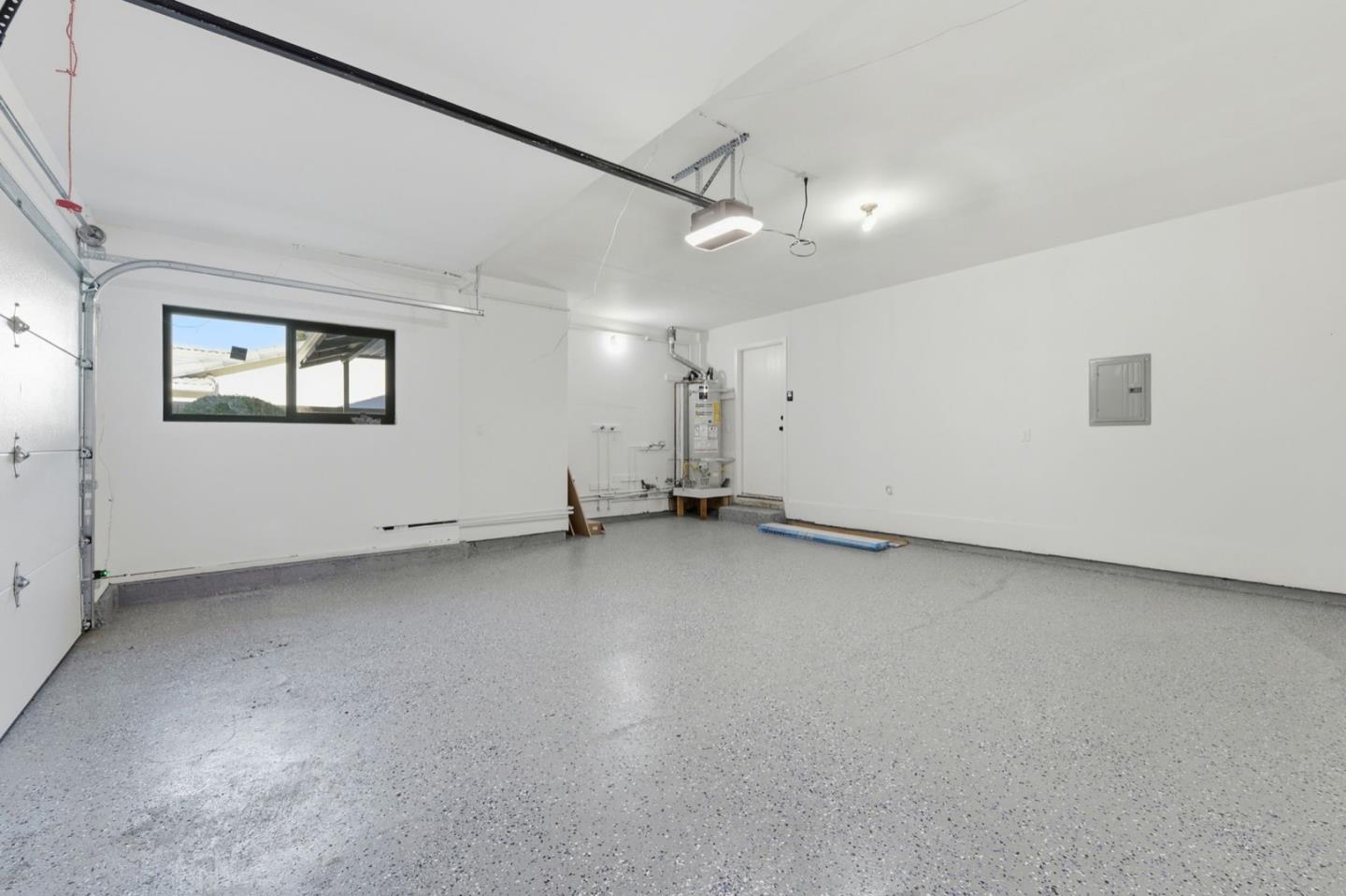 Detail Gallery Image 32 of 36 For 315 W Meadow Dr, Palo Alto,  CA 94306 - 4 Beds | 2 Baths