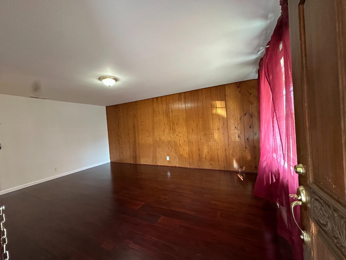 Detail Gallery Image 5 of 7 For 1177 Miller Ave, San Jose,  CA 95129 - 3 Beds | 2 Baths