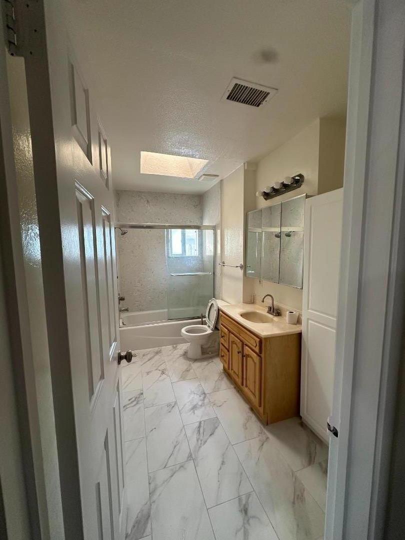 Detail Gallery Image 6 of 7 For 1177 Miller Ave, San Jose,  CA 95129 - 3 Beds | 2 Baths