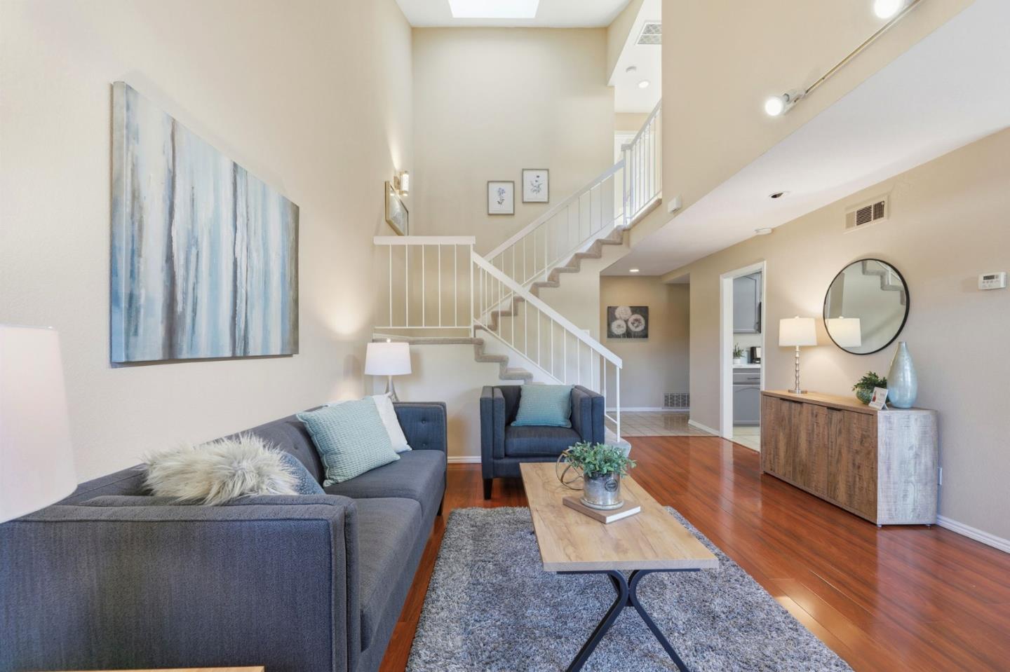 Detail Gallery Image 7 of 37 For 650 Folsom Cir, Milpitas,  CA 95035 - 2 Beds | 2 Baths