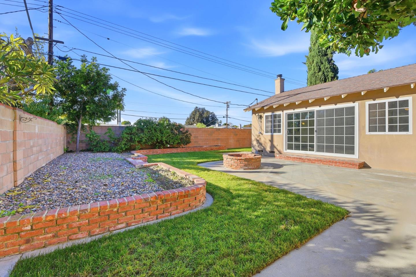 Detail Gallery Image 21 of 21 For 6539 Petit Ave, Van Nuys,  CA 91406 - 4 Beds | 2 Baths