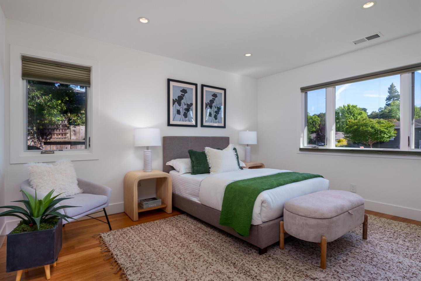 Detail Gallery Image 13 of 24 For 412 Stephen Rd, San Mateo,  CA 94403 - 4 Beds | 3/1 Baths