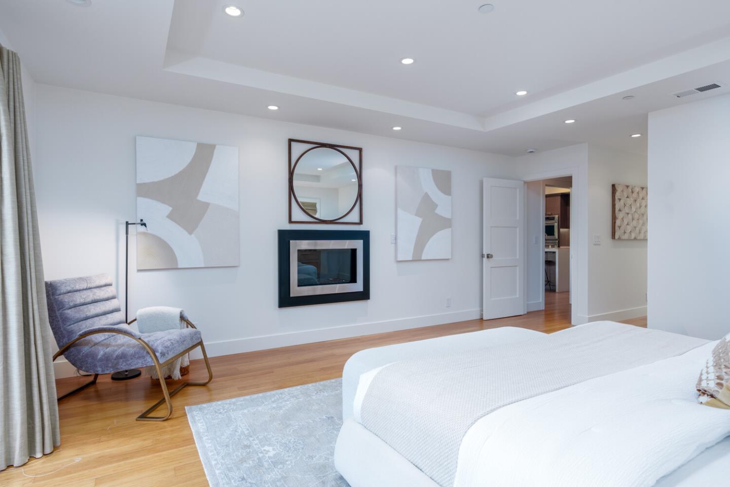 Detail Gallery Image 9 of 24 For 412 Stephen Rd, San Mateo,  CA 94403 - 4 Beds | 3/1 Baths