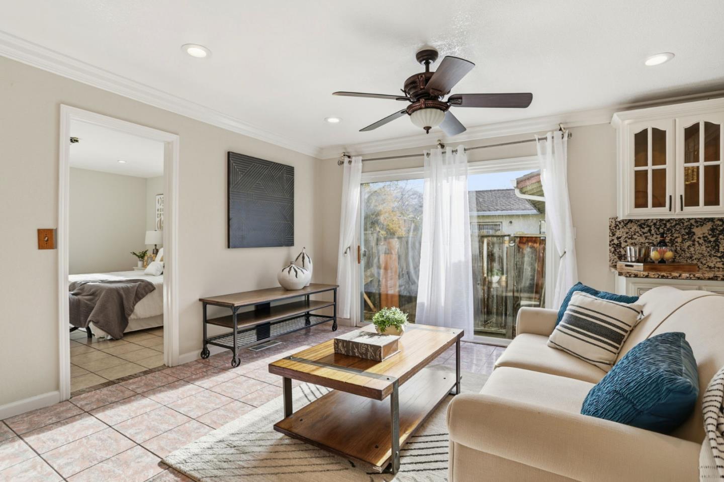 Detail Gallery Image 10 of 40 For 2030 Flintbury Ct, San Jose,  CA 95148 - 4 Beds | 3 Baths