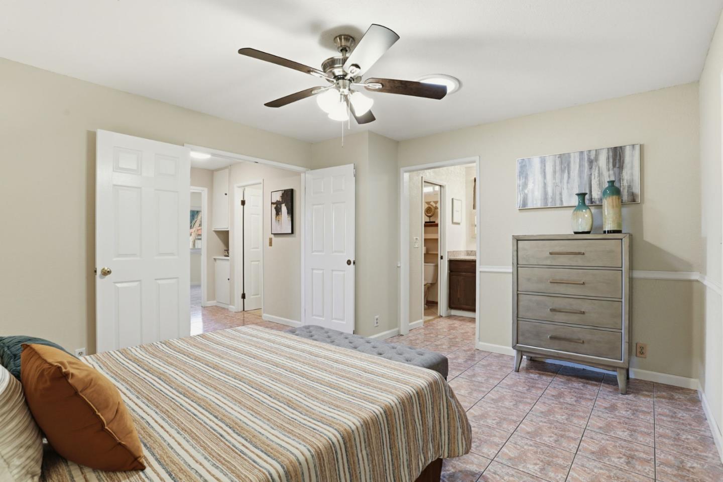 Detail Gallery Image 28 of 40 For 2030 Flintbury Ct, San Jose,  CA 95148 - 4 Beds | 3 Baths