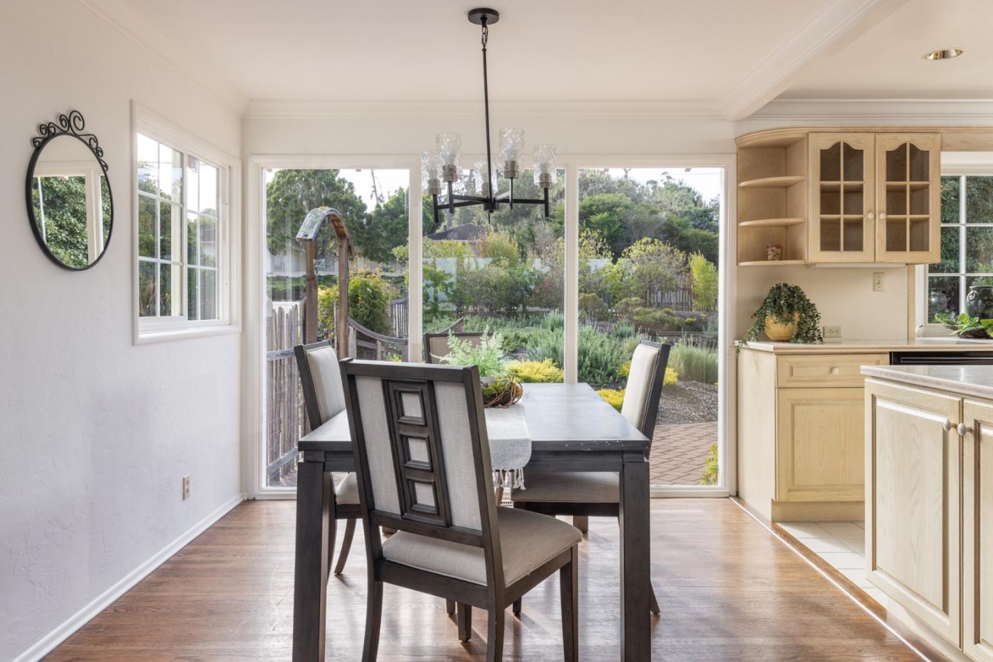 Detail Gallery Image 7 of 23 For 1029 Broncho Rd, Pebble Beach,  CA 93953 - 3 Beds | 2 Baths