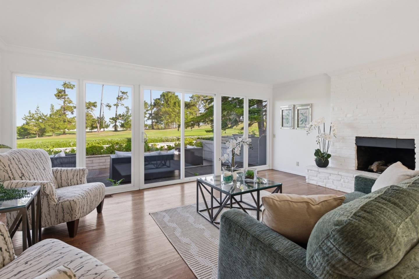 Detail Gallery Image 9 of 23 For 1029 Broncho Rd, Pebble Beach,  CA 93953 - 3 Beds | 2 Baths