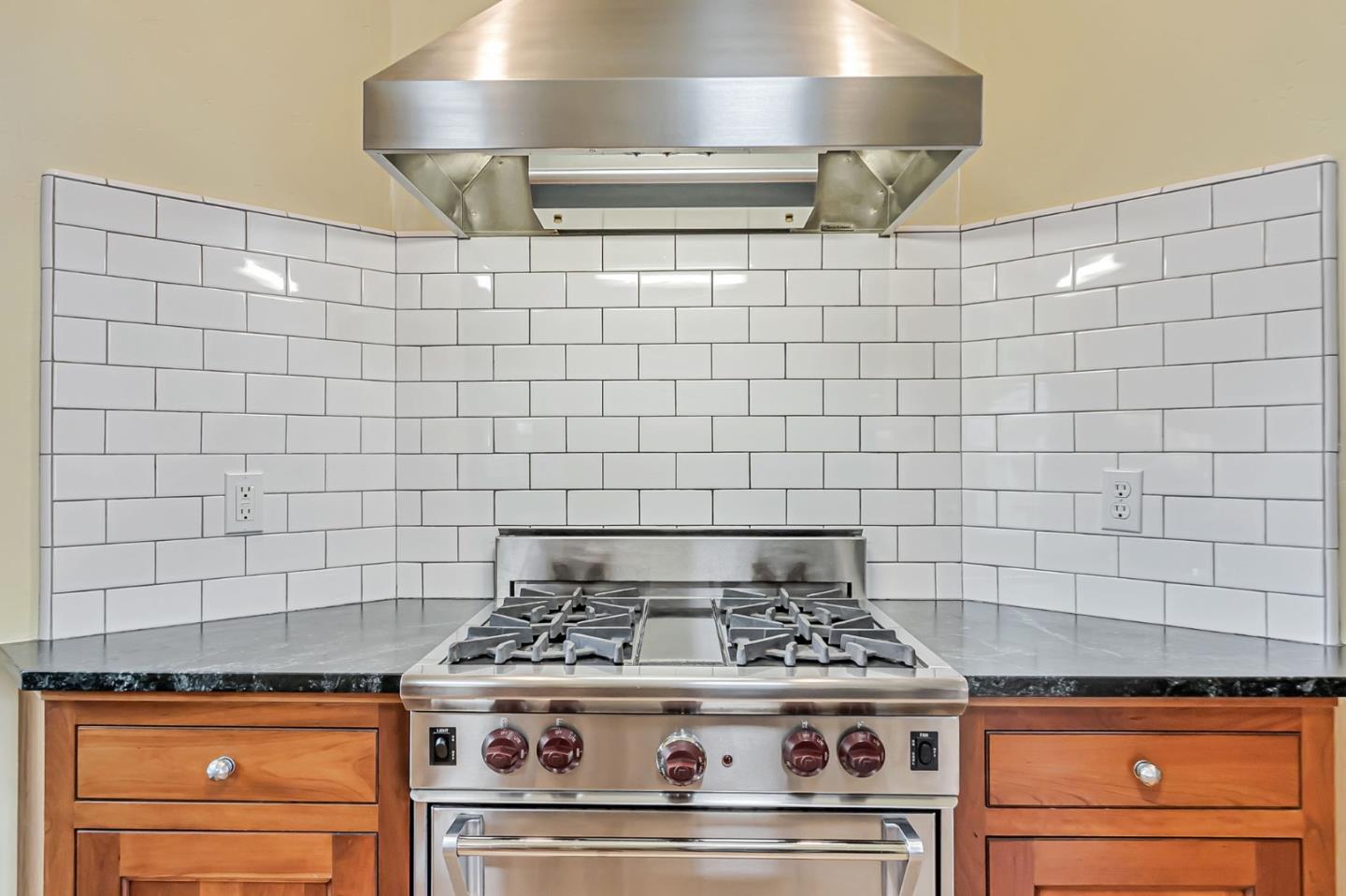 Detail Gallery Image 14 of 46 For 614 S 12th St, San Jose,  CA 95112 - 4 Beds | 2 Baths