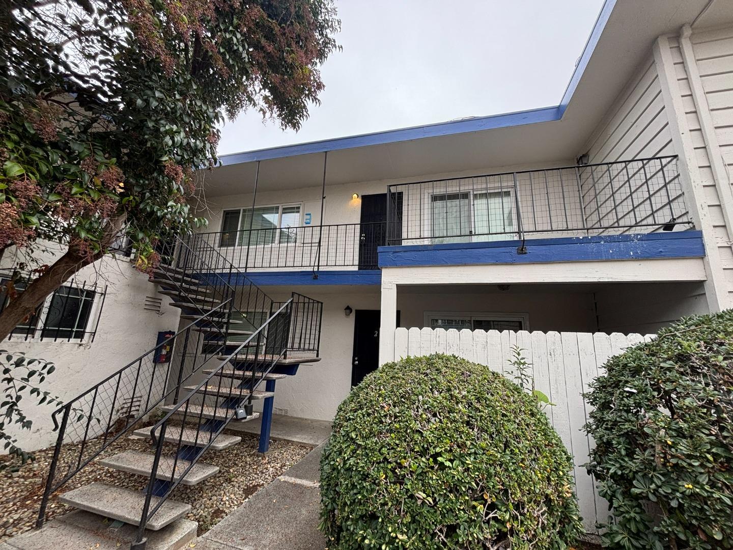 Detail Gallery Image 2 of 17 For 3691 Cape Cod Ct, San Jose,  CA 95117 - – Beds | – Baths