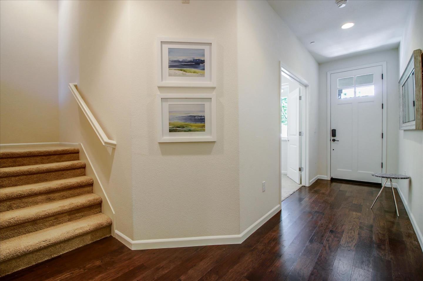 Detail Gallery Image 2 of 53 For 890 White Moonstone Loop, San Jose,  CA 95123 - 3 Beds | 3/1 Baths