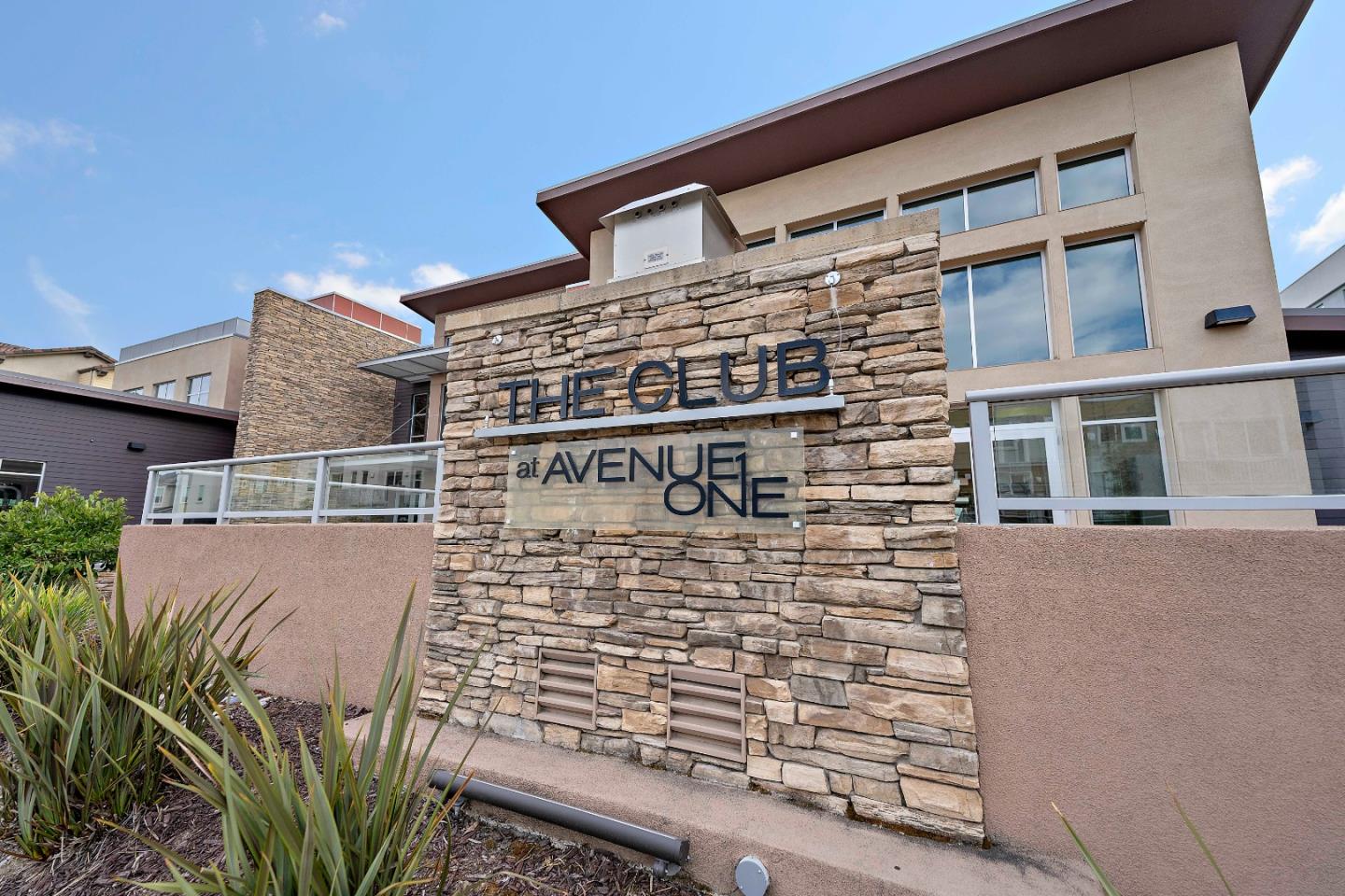 Detail Gallery Image 20 of 53 For 890 White Moonstone Loop, San Jose,  CA 95123 - 3 Beds | 3/1 Baths