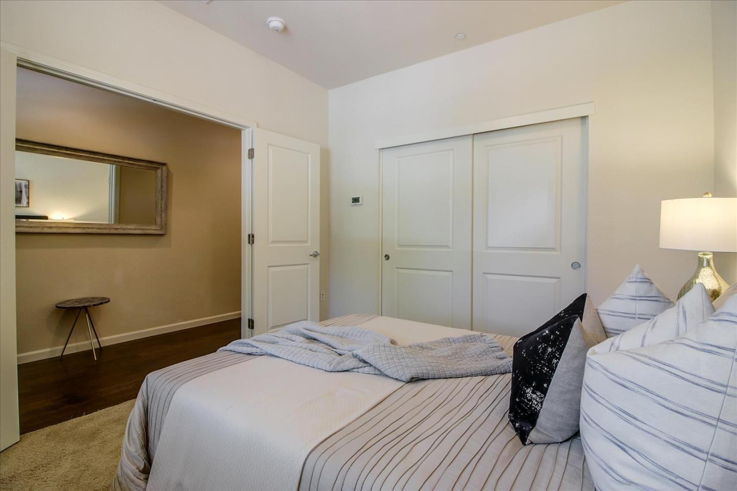 Detail Gallery Image 5 of 53 For 890 White Moonstone Loop, San Jose,  CA 95123 - 3 Beds | 3/1 Baths