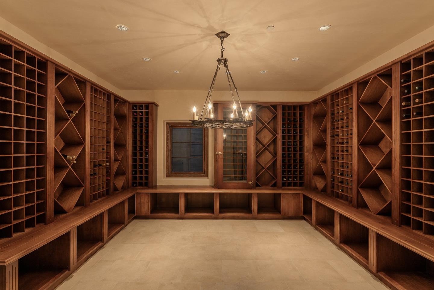 Detail Gallery Image 16 of 24 For 14 San Clemente Trl, Carmel,  CA 93923 - 5 Beds | 5/1 Baths