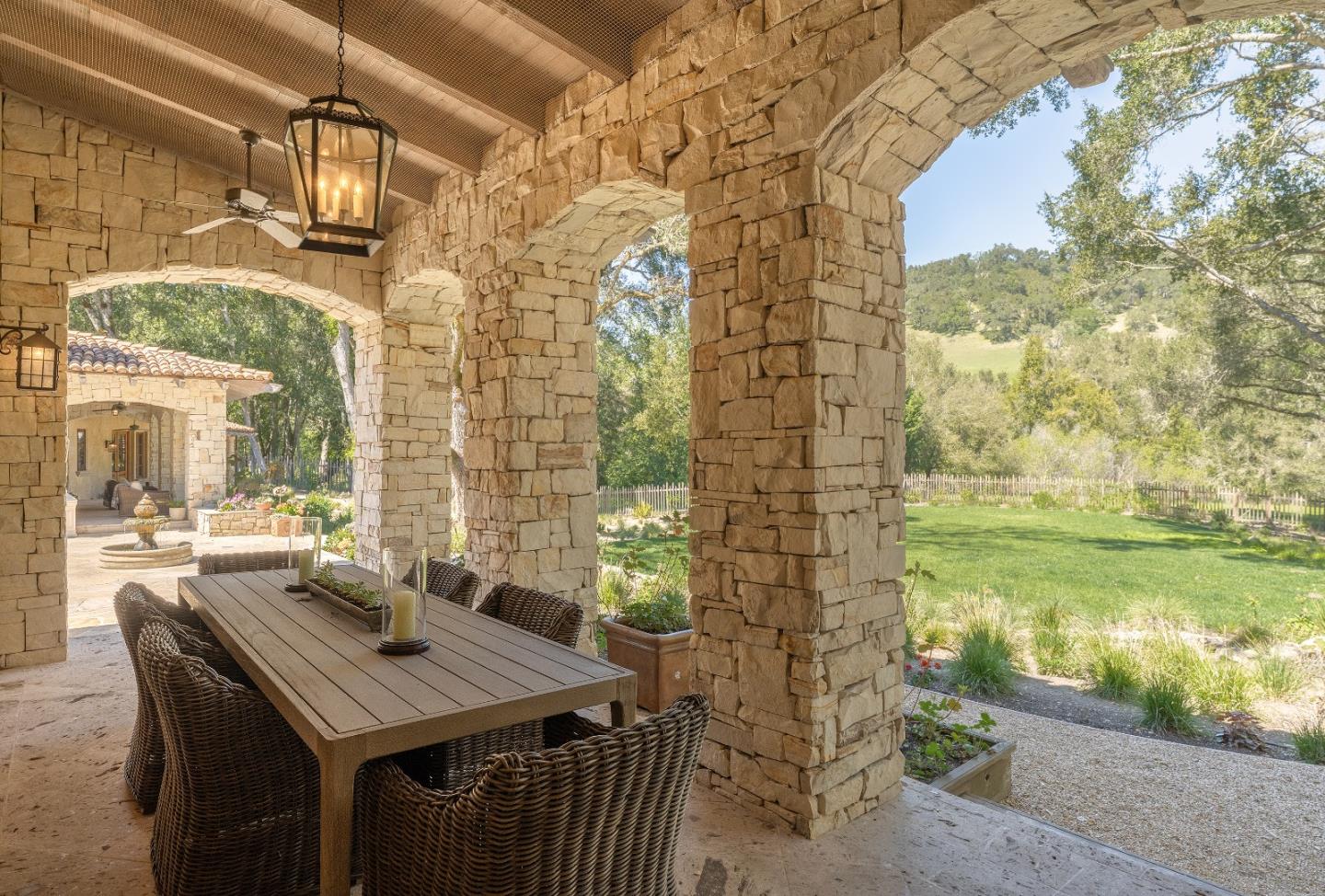 Detail Gallery Image 20 of 24 For 14 San Clemente Trl, Carmel,  CA 93923 - 5 Beds | 5/1 Baths