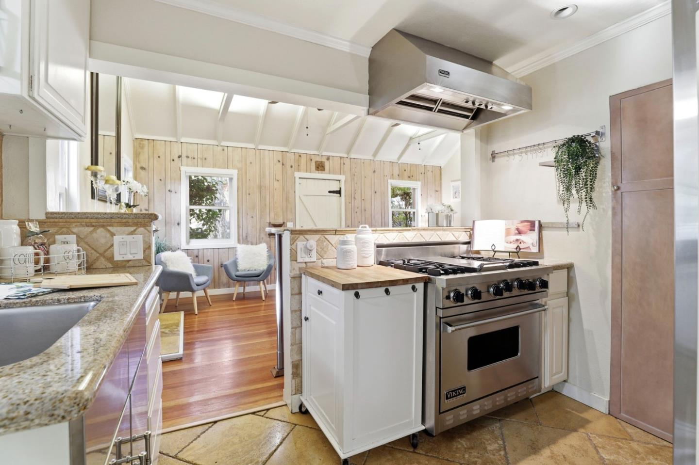 Detail Gallery Image 14 of 26 For 310 Tait Ave, Los Gatos,  CA 95030 - 1 Beds | 1 Baths