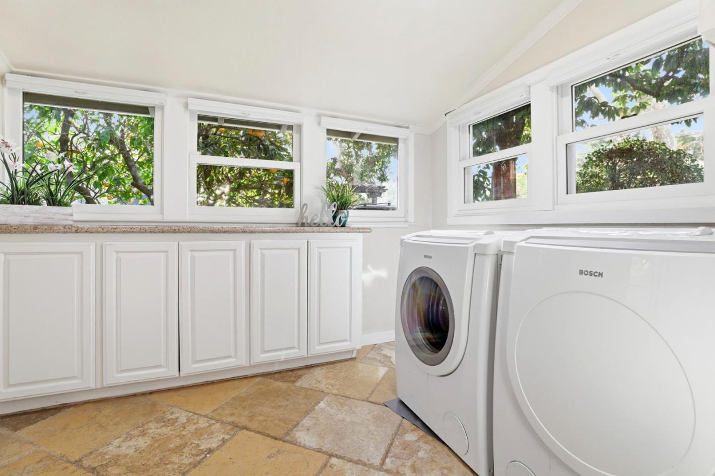 Detail Gallery Image 17 of 26 For 310 Tait Ave, Los Gatos,  CA 95030 - 1 Beds | 1 Baths