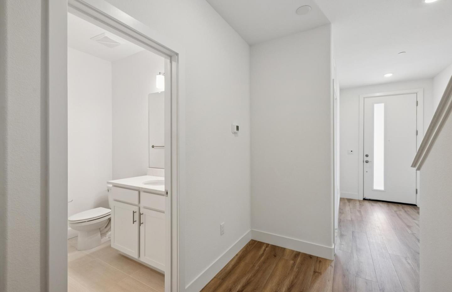 Detail Gallery Image 13 of 62 For 1357 Lilac Way, Milpitas,  CA 95035 - 3 Beds | 3/1 Baths