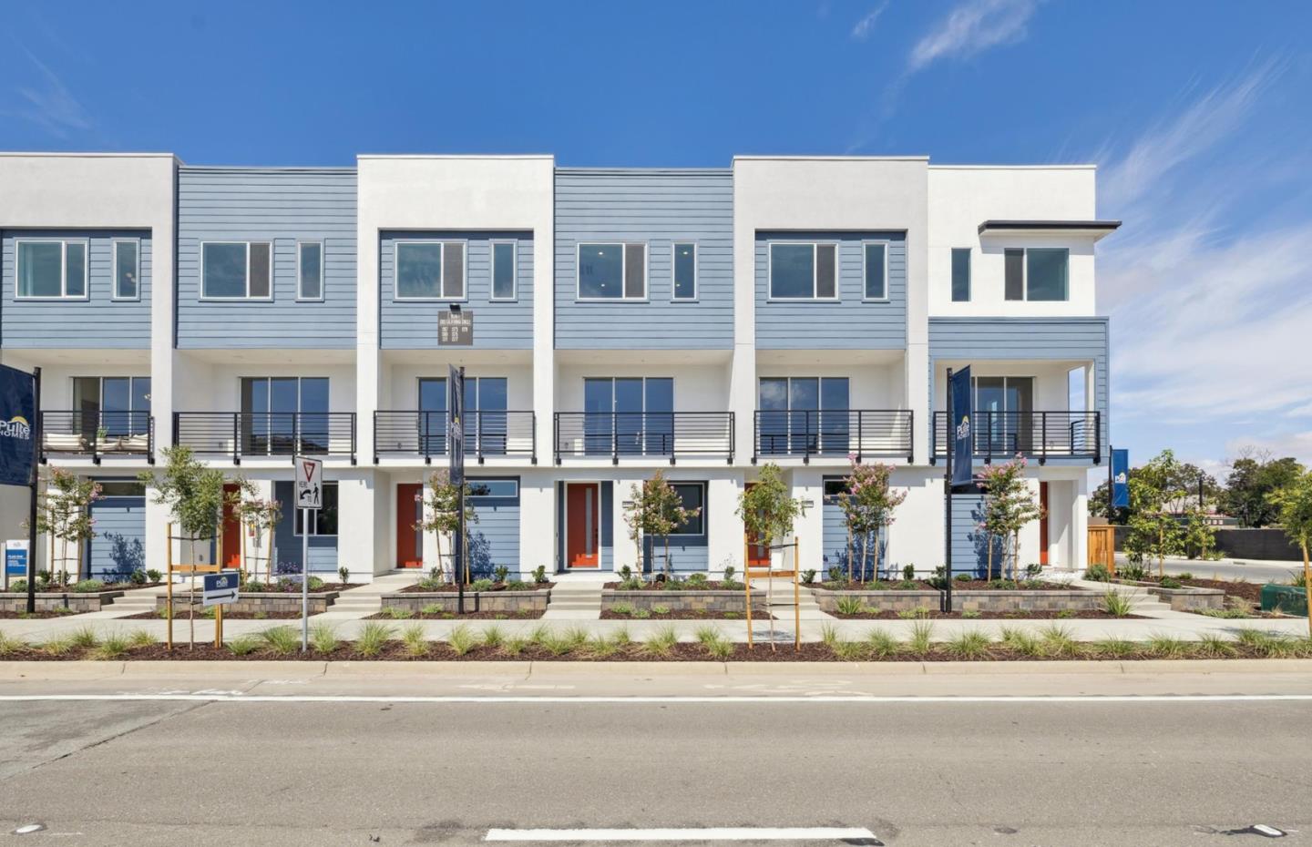 Detail Gallery Image 3 of 62 For 1357 Lilac Way, Milpitas,  CA 95035 - 3 Beds | 3/1 Baths