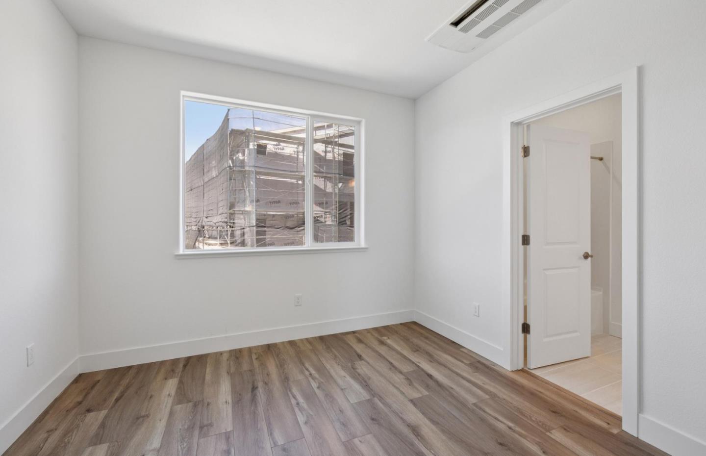 Detail Gallery Image 56 of 62 For 1357 Lilac Way, Milpitas,  CA 95035 - 3 Beds | 3/1 Baths