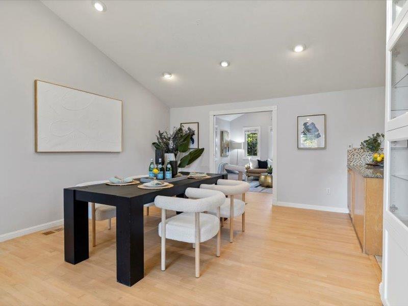 Detail Gallery Image 9 of 22 For 18255 Mccoy Ave, Saratoga,  CA 95070 - 4 Beds | 3 Baths