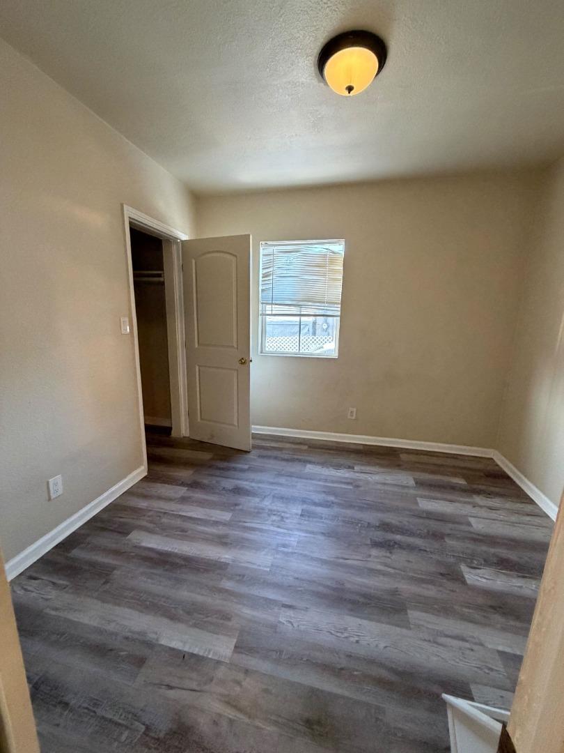 Detail Gallery Image 3 of 8 For 661 Clara St, Oakland,  CA 94603 - 3 Beds | 1 Baths