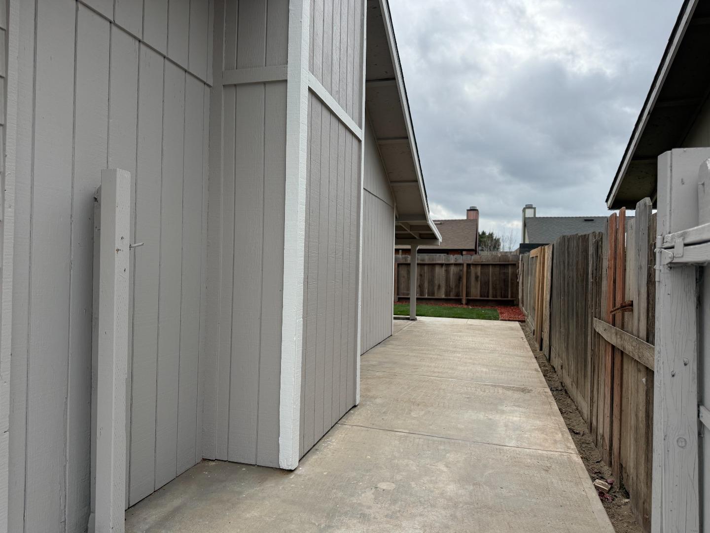 Detail Gallery Image 11 of 11 For 273 Merlot Ave, Greenfield,  CA 93927 - 4 Beds | 2 Baths