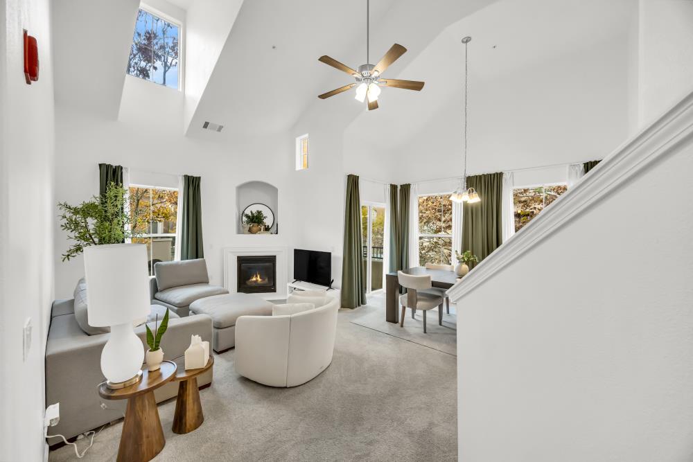 Detail Gallery Image 4 of 46 For 1300 Riva Dr #7,  West Sacramento,  CA 95691 - 2 Beds | 2 Baths