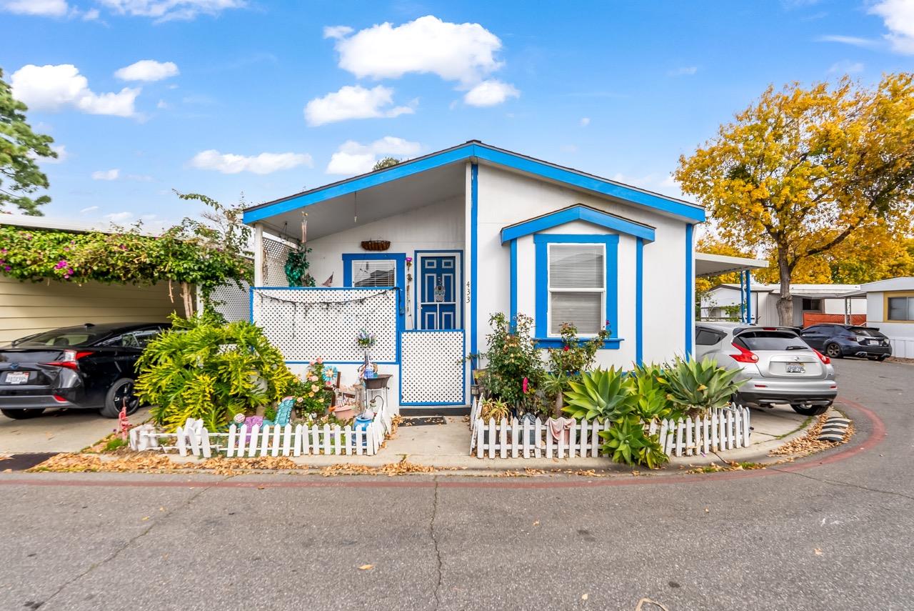 Front Image Thumbnail for ML82029882