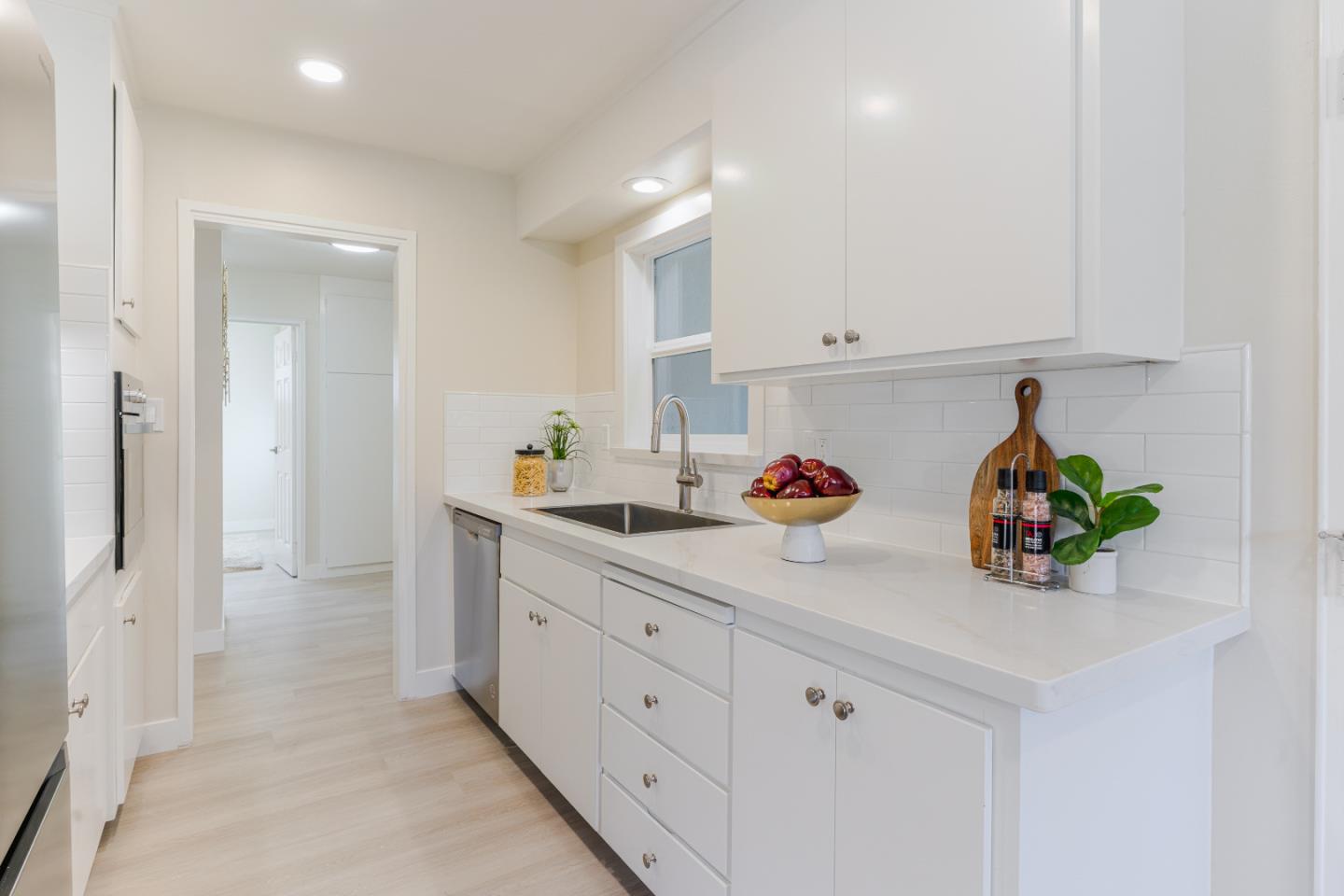 Detail Gallery Image 7 of 37 For 2994 Jerald Ave, Santa Clara,  CA 95051 - 3 Beds | 2 Baths