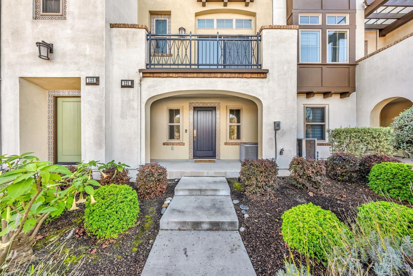 Photo #2: ML82029887 Listing: Photo #2