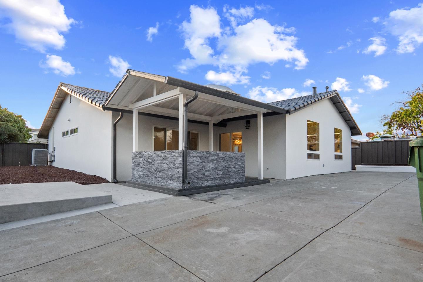 Detail Gallery Image 18 of 19 For 4901 Avenida De Carmen, Santa Clara,  CA 95054 - 3 Beds | 2 Baths