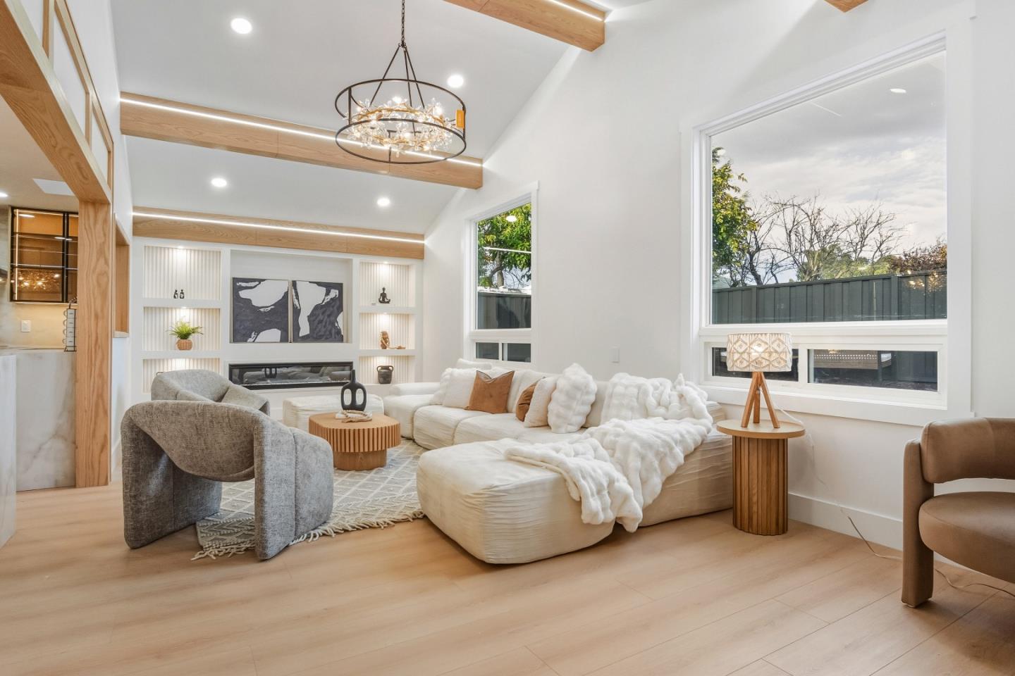 Detail Gallery Image 4 of 19 For 4901 Avenida De Carmen, Santa Clara,  CA 95054 - 3 Beds | 2 Baths