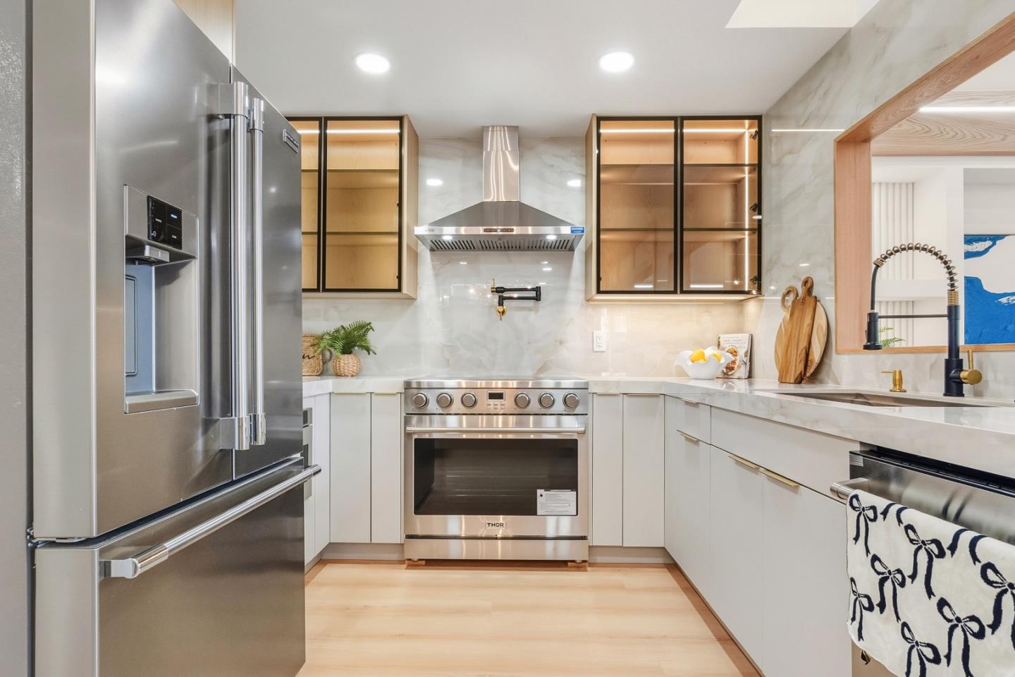 Detail Gallery Image 9 of 19 For 4901 Avenida De Carmen, Santa Clara,  CA 95054 - 3 Beds | 2 Baths