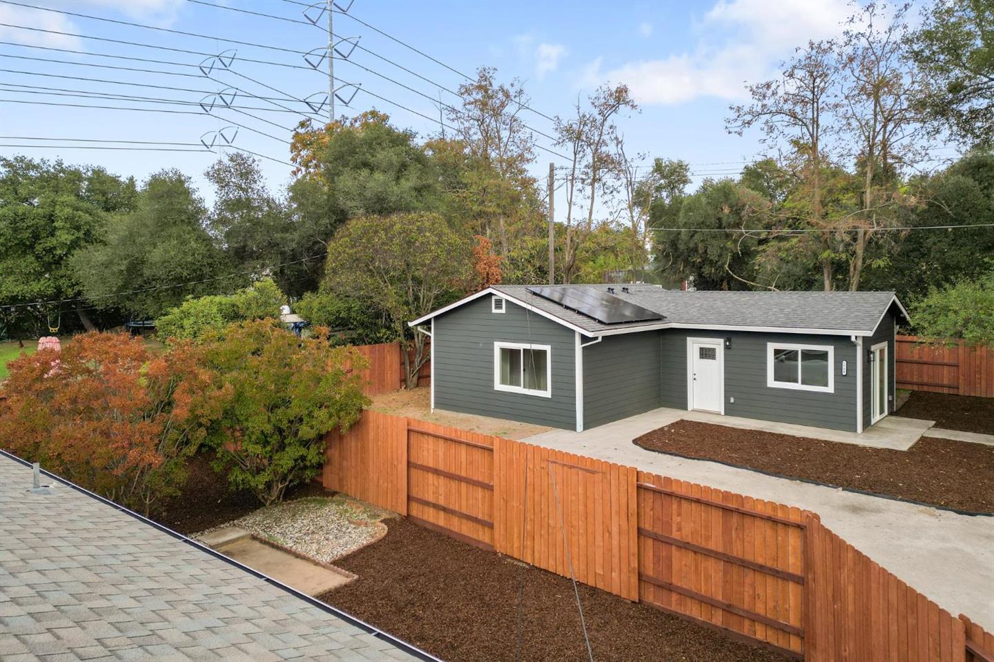 Front Image Thumbnail for ML82029891