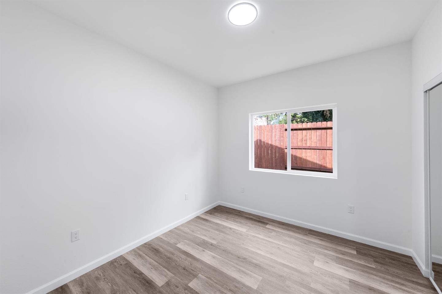 Detail Gallery Image 12 of 14 For 7750 Wachtel Way, Orangevale,  CA 95662 - 2 Beds | 2 Baths