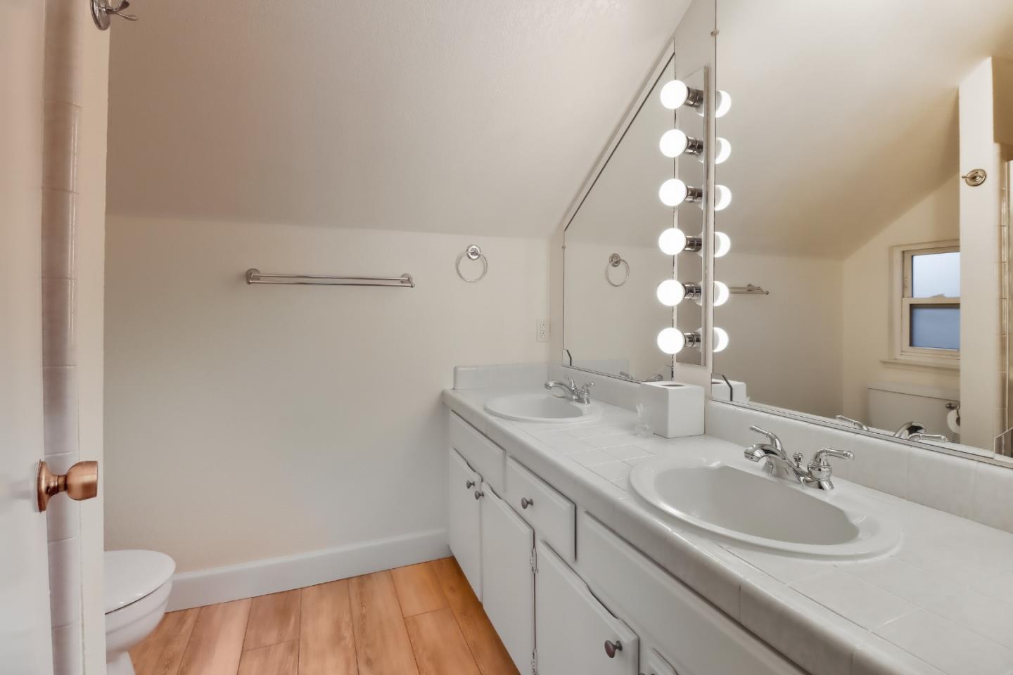 Detail Gallery Image 24 of 32 For 833 S San Tomas Aquino #L,  Campbell,  CA 95008 - 2 Beds | 2 Baths