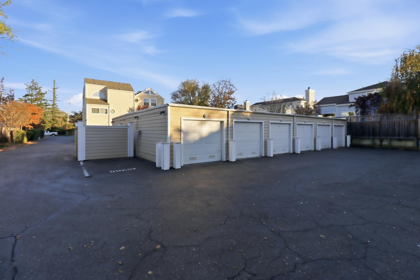 Detail Gallery Image 28 of 32 For 833 S San Tomas Aquino #L,  Campbell,  CA 95008 - 2 Beds | 2 Baths