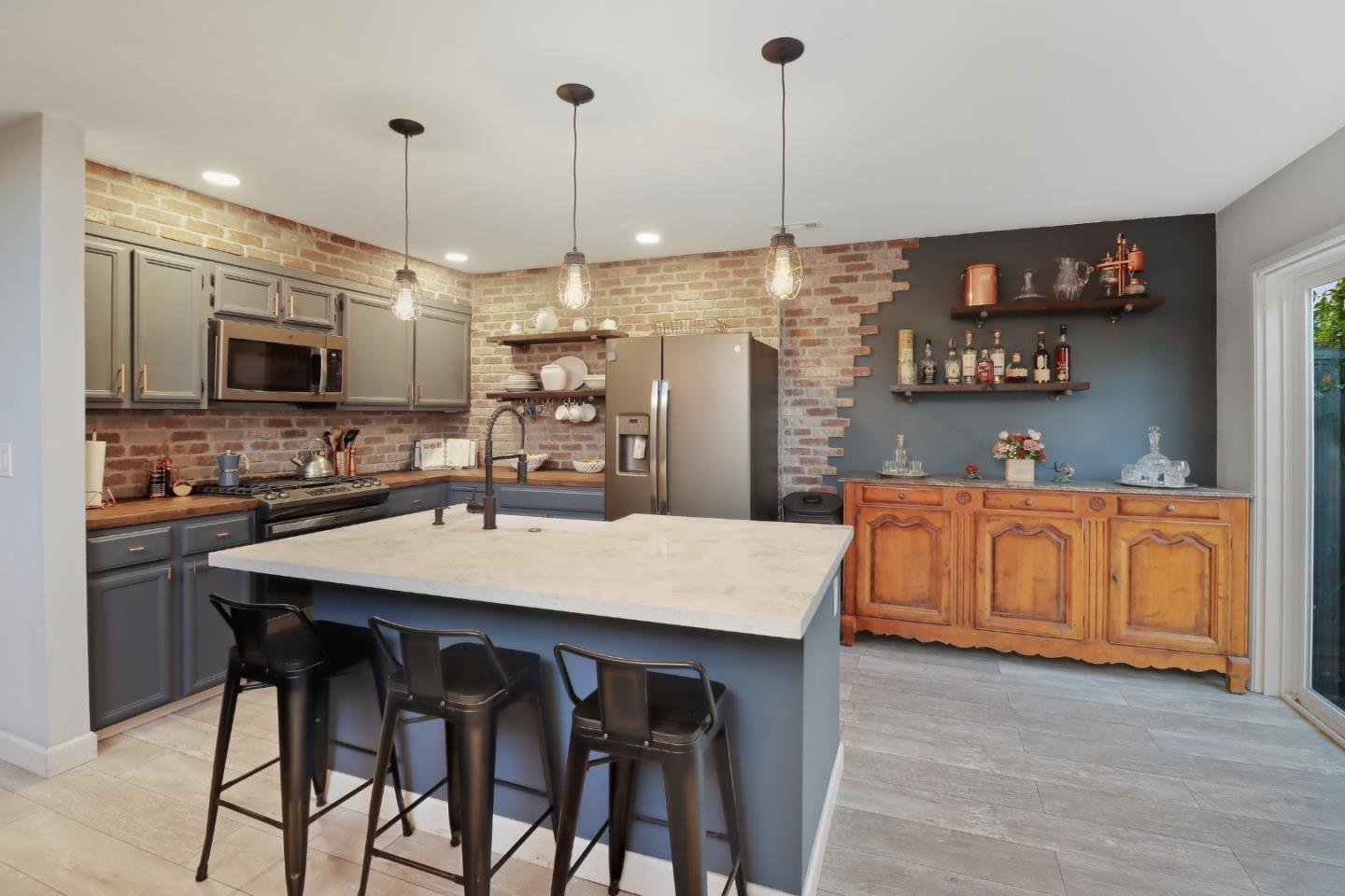 Detail Gallery Image 9 of 32 For 833 S San Tomas Aquino #L,  Campbell,  CA 95008 - 2 Beds | 2 Baths