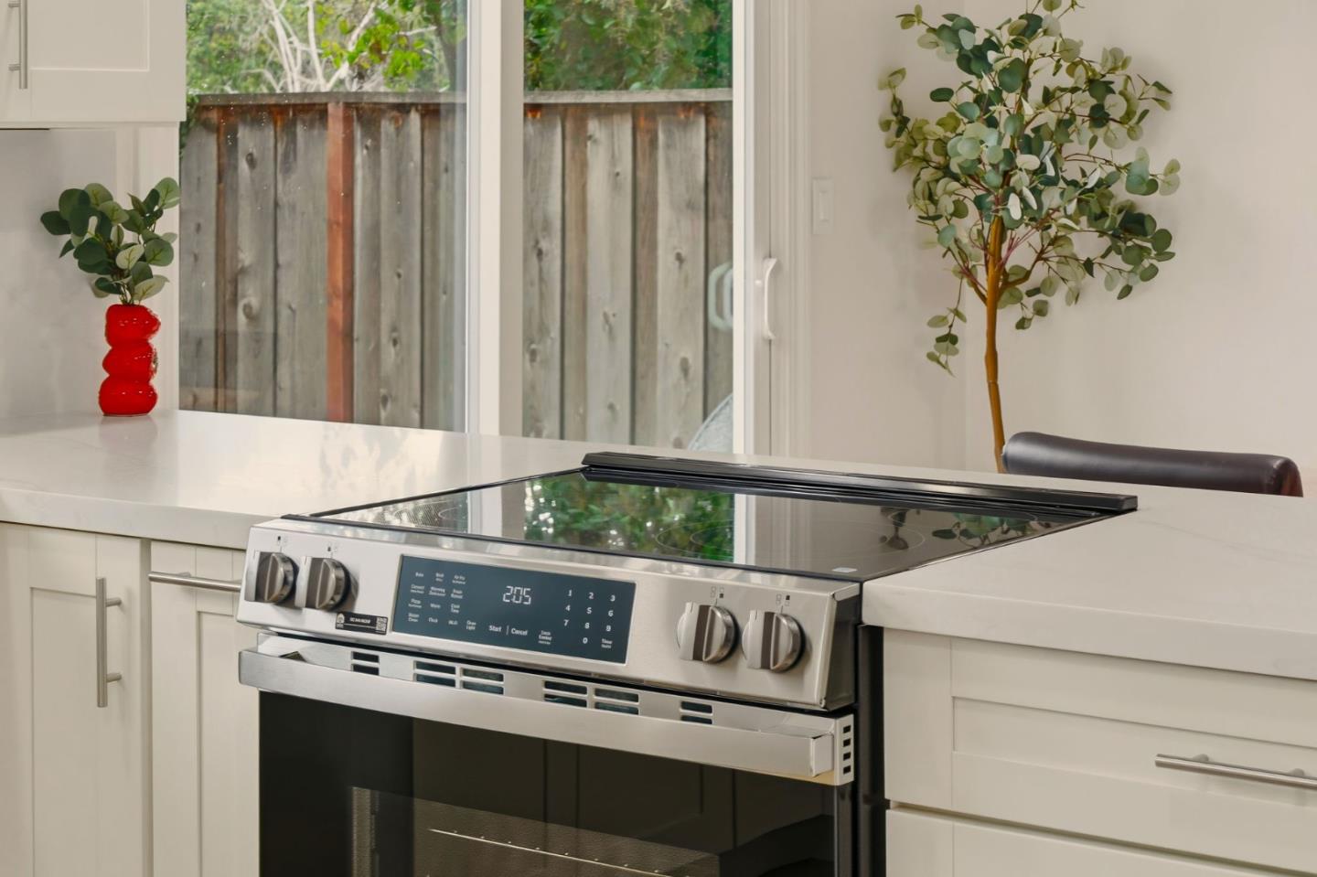 Detail Gallery Image 11 of 49 For 1598 Grand Teton Dr, Milpitas,  CA 95035 - 5 Beds | 2/1 Baths