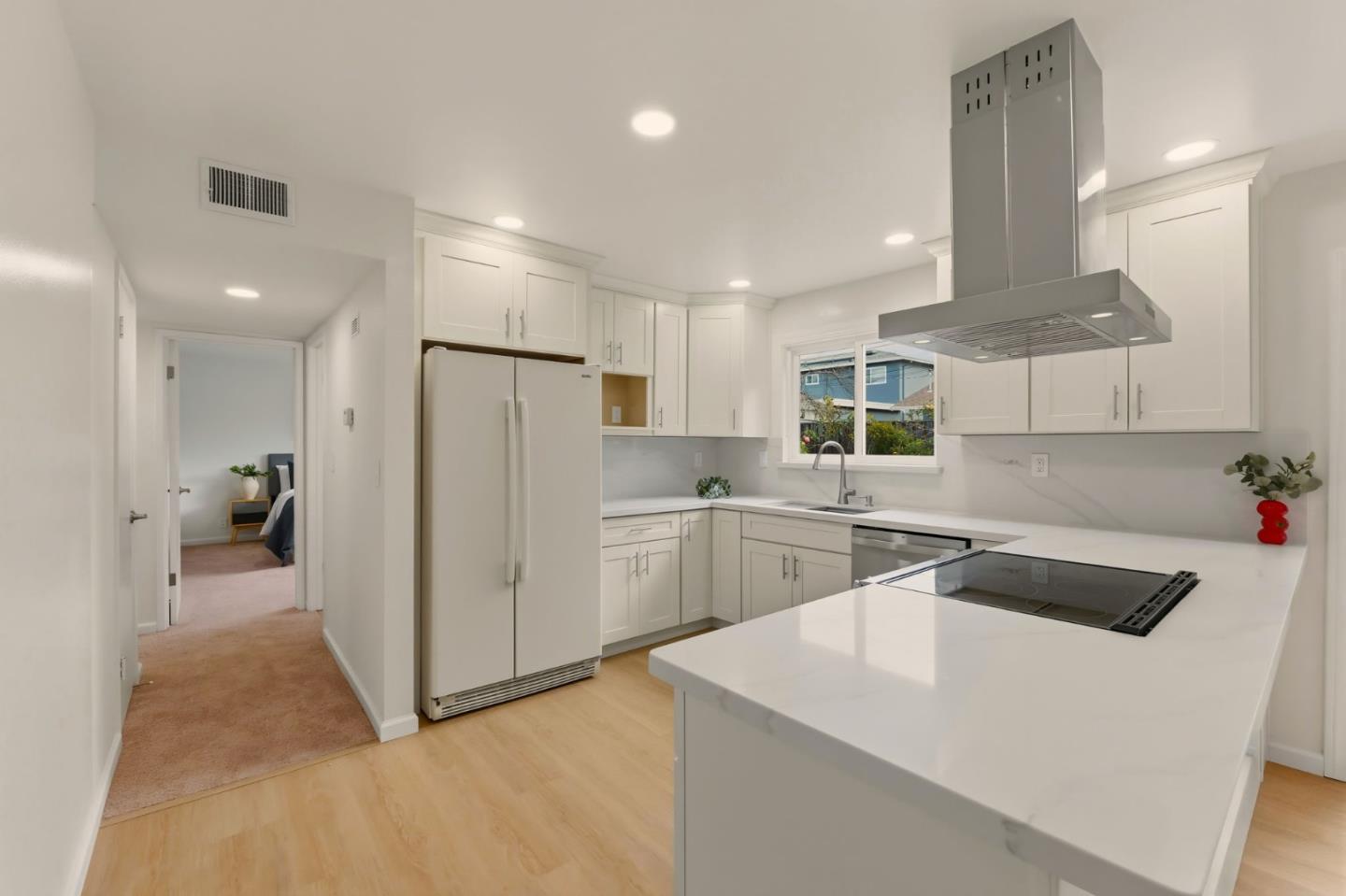 Detail Gallery Image 14 of 49 For 1598 Grand Teton Dr, Milpitas,  CA 95035 - 5 Beds | 2/1 Baths