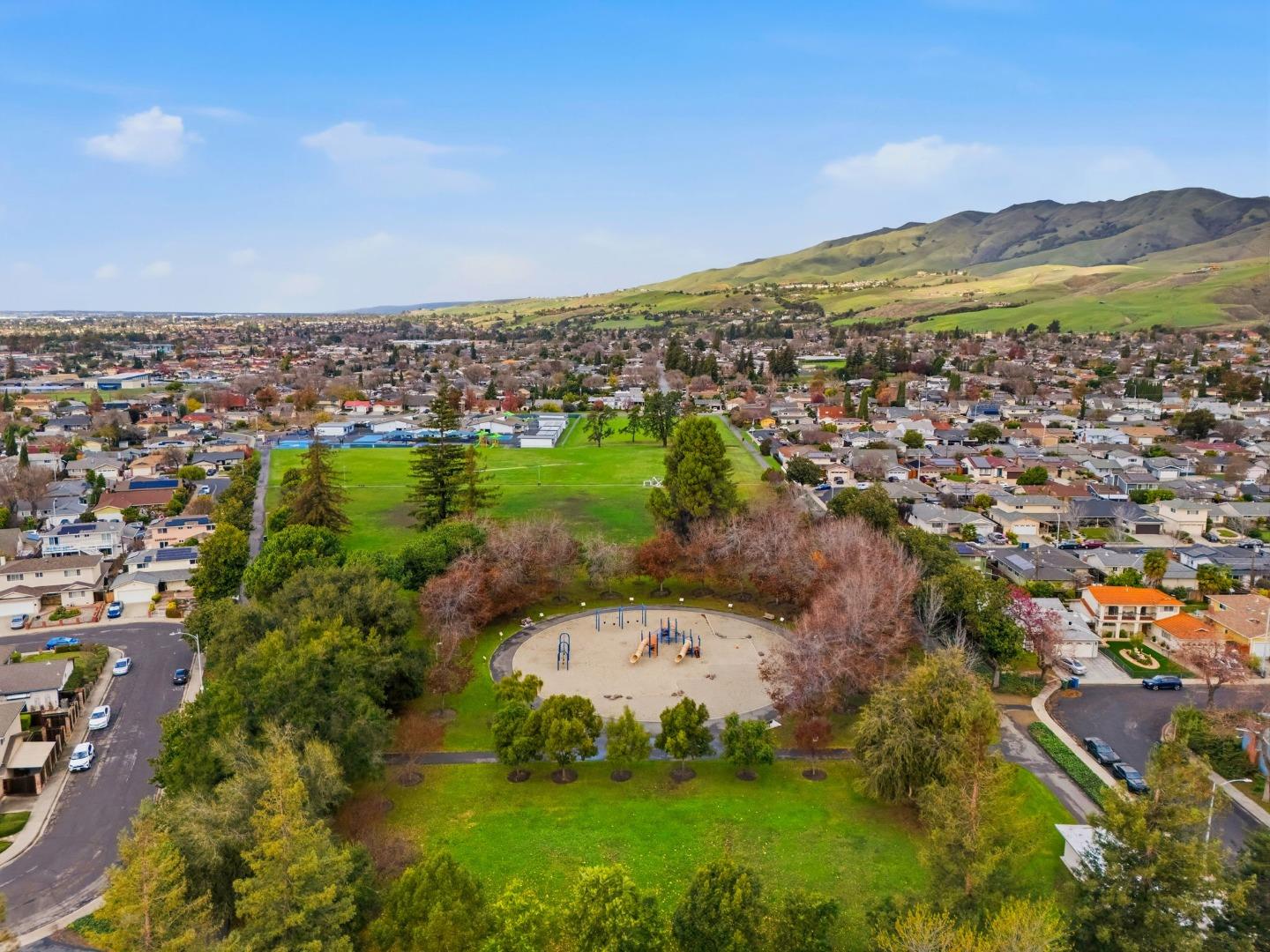 Detail Gallery Image 2 of 49 For 1598 Grand Teton Dr, Milpitas,  CA 95035 - 5 Beds | 2/1 Baths